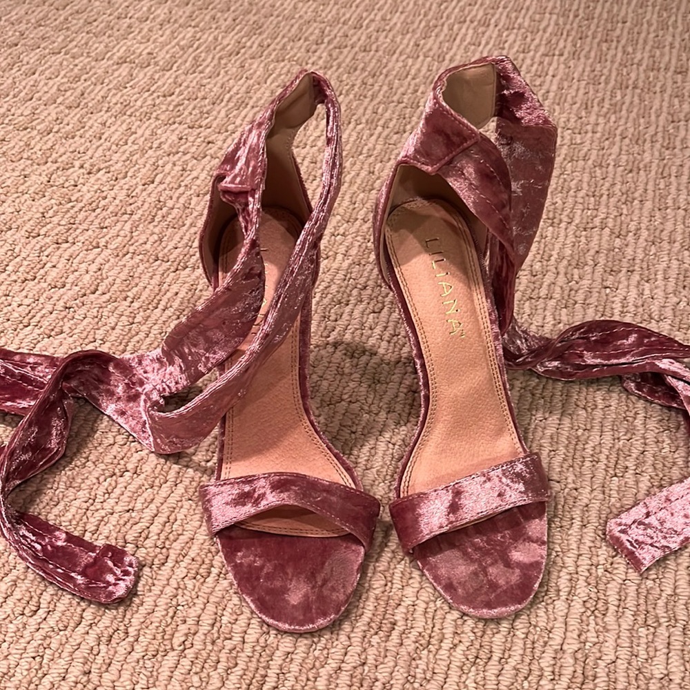 Liliana heels